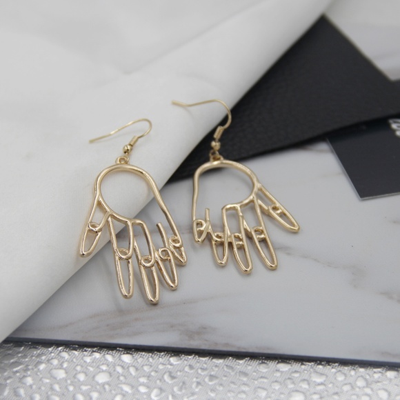 Minimalist Hands Drop Earrings - Picture 4 of 5